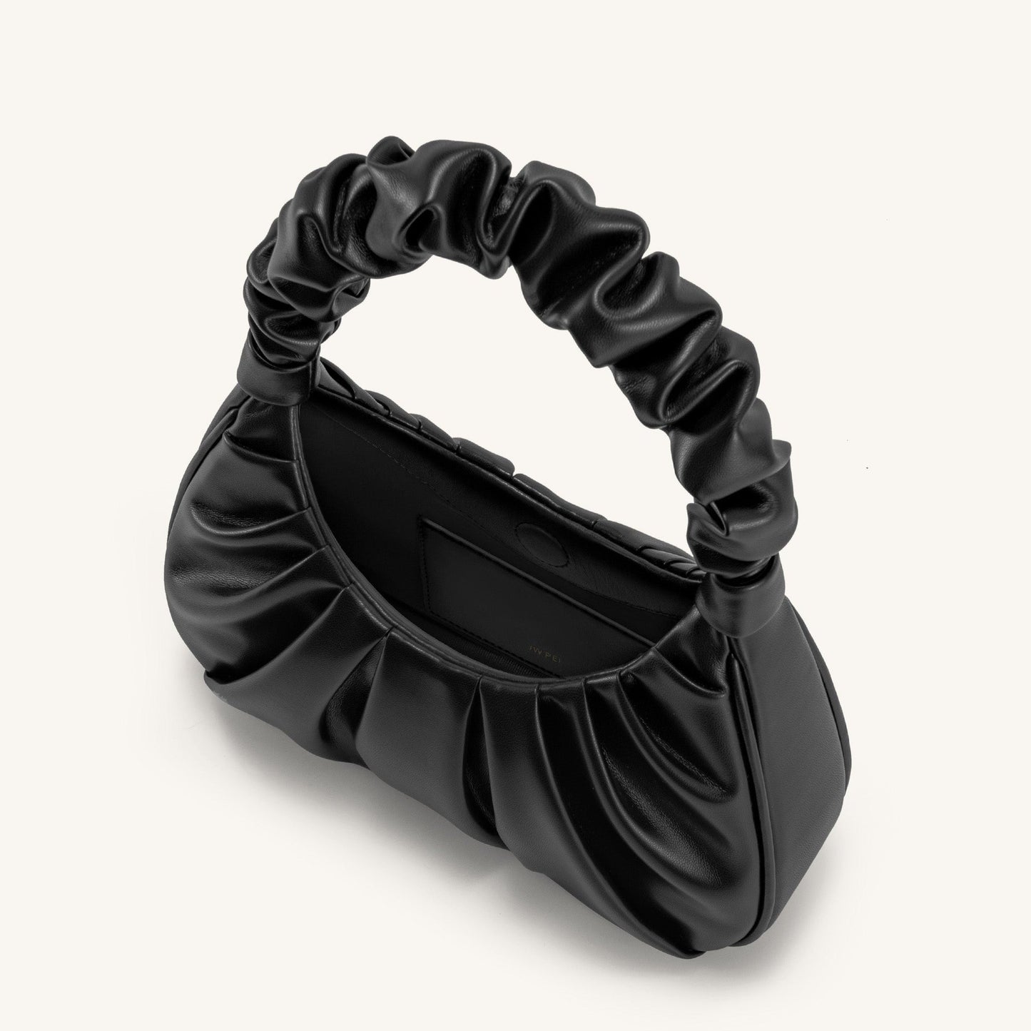 Esperanza | bolso de nube fruncido Negro
