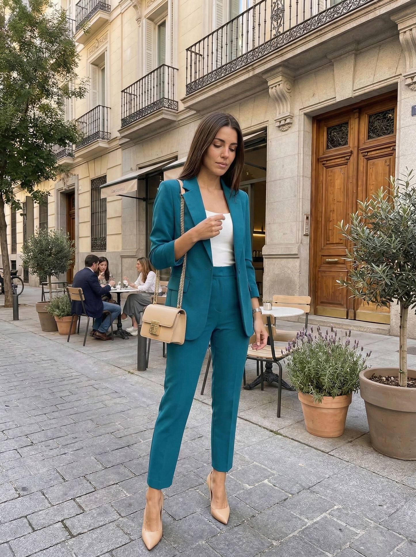 Antonella | Traje completo elegante para trabajo