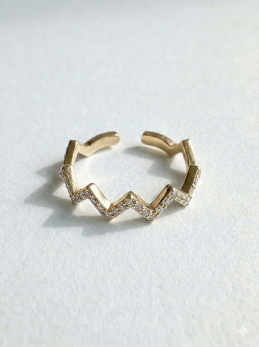 Mara | Anillo zigzag con piedras preciosas