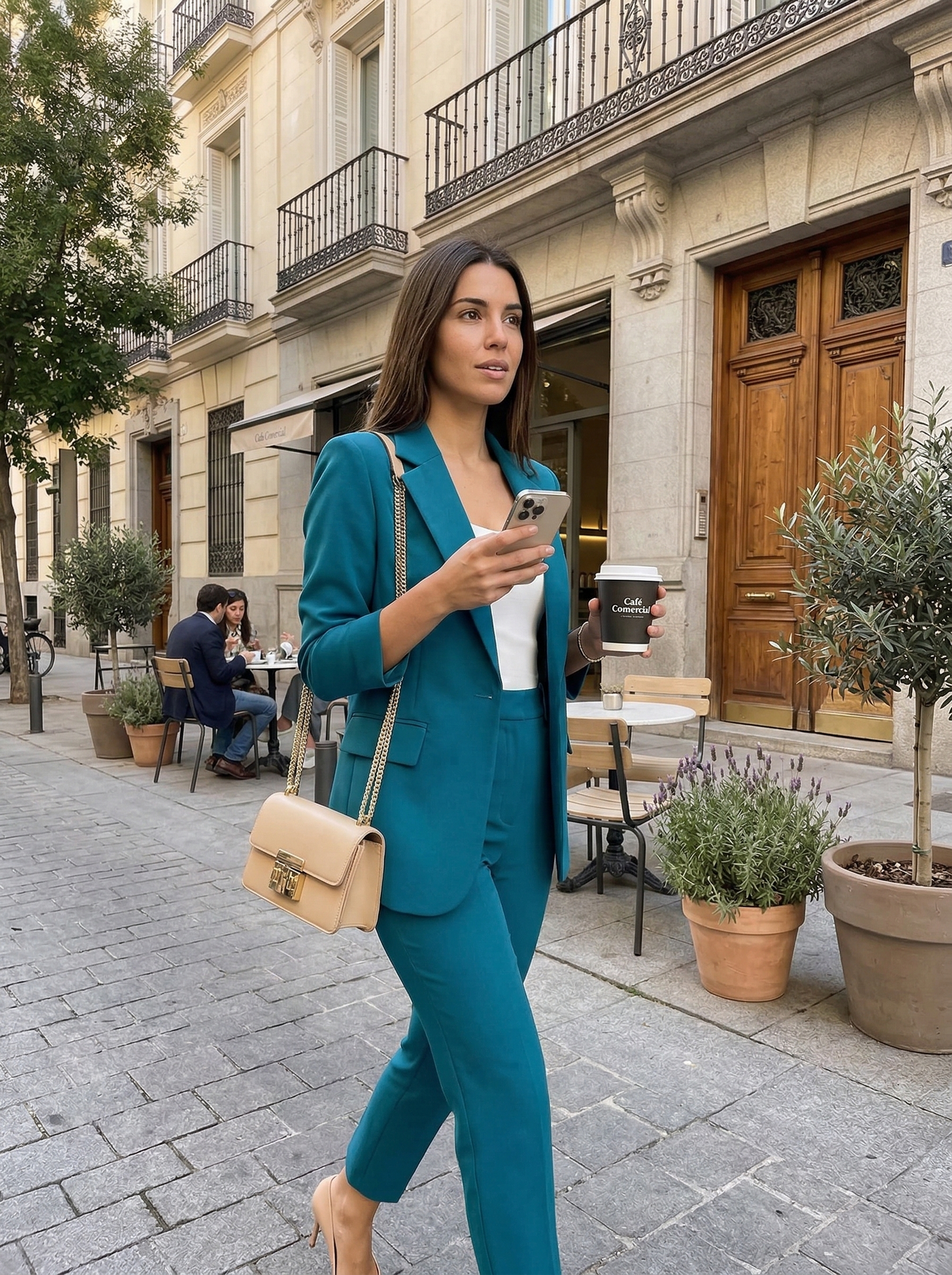 Antonella | Traje completo elegante para trabajo